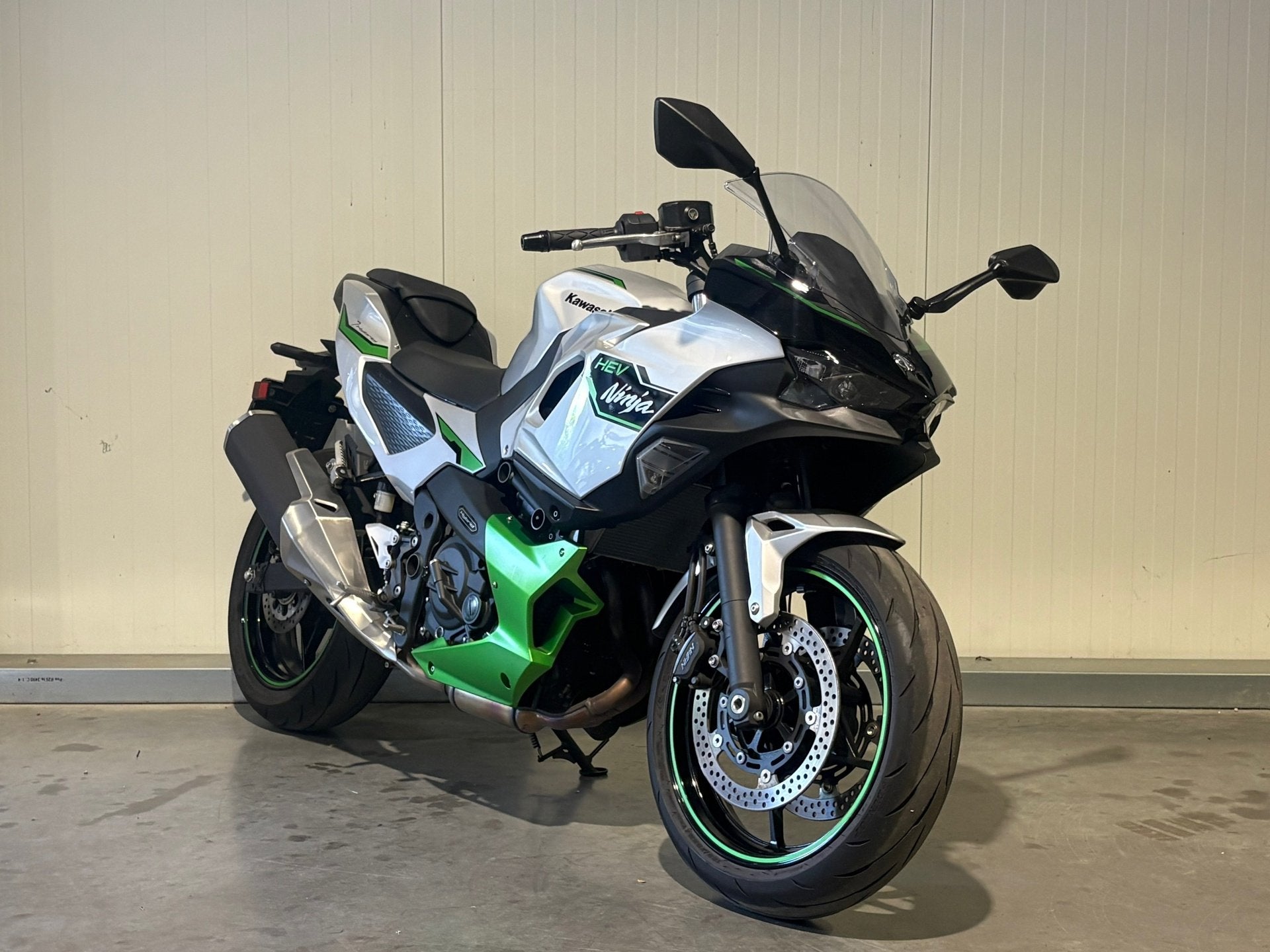 Kawasaki Ninja 7 Hybrid | Automaat | Garantie t/m 05-2028 |, Motoren, Info@kawasaki.eu, Jacobus Spijkerdreef 3
2132 PZ  Hoofddorp, NL