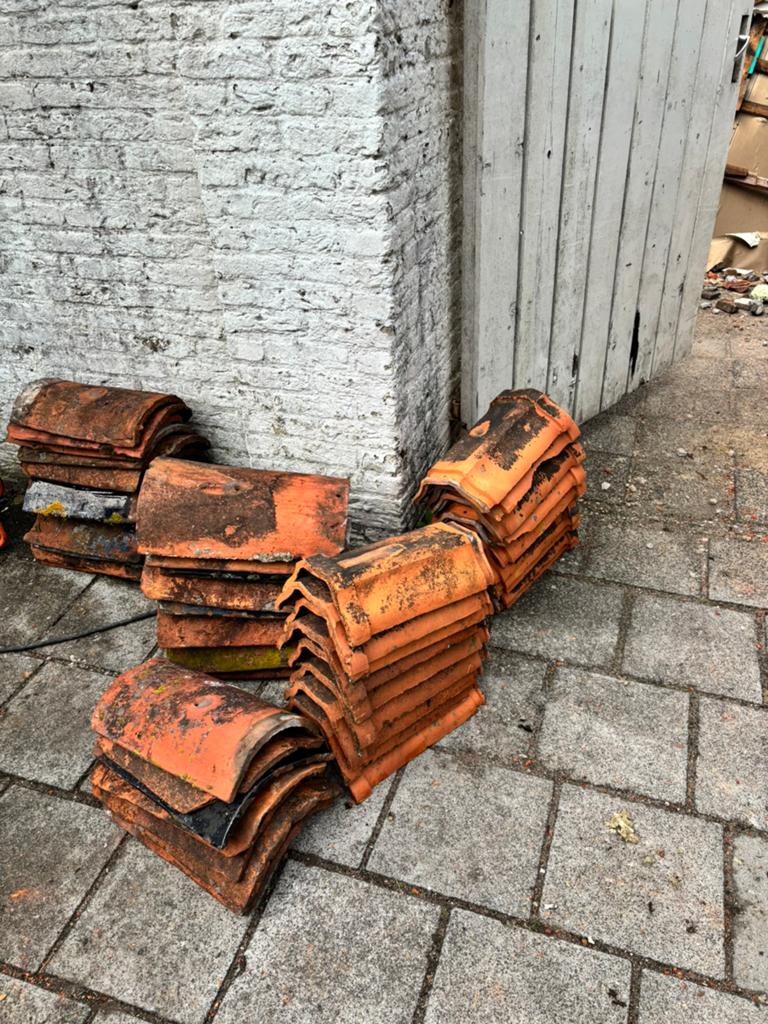 Nokvorsten, Doe-het-zelf en Verbouw, Dakpannen en Dakbedekking, Ophalen, Steen of Klei, Zo goed als nieuw, 15 m² of meer
