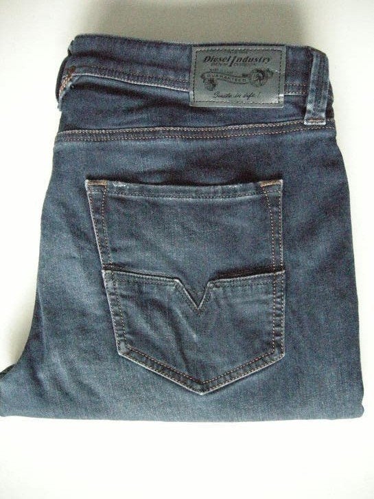 Diesel Larkee Beex stretch jeans - zeer nette staat, Kleding | Heren, Spijkerbroeken en Jeans, Ophalen, Diesel, Blauw, Zo goed als nieuw