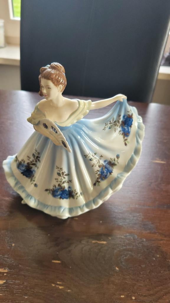 Royal doulton / albert moonlight rose porceleine pop, Ophalen of Verzenden