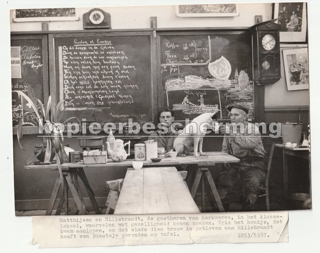 Kerkwerve gastheren Matthijsen en Hillebrandt persfoto 1953, Gebruikt, Verzenden, Foto, 1940 tot 1960