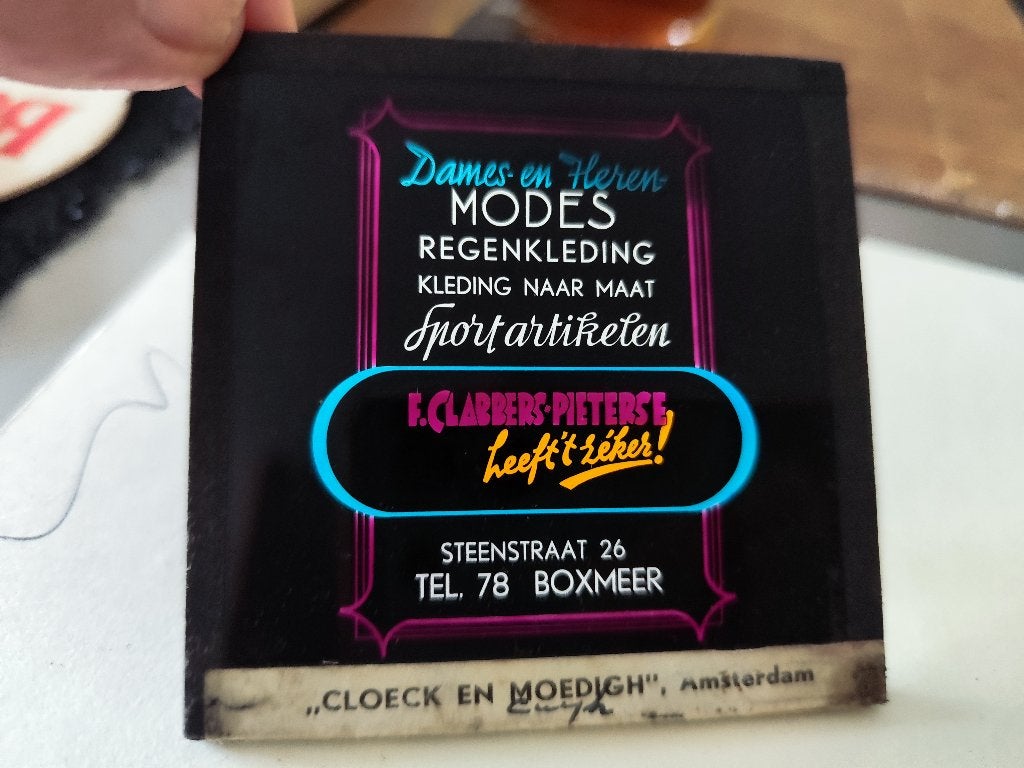 OUDE BIOSCOOPRECLAME DIA - CLABBERS -BOXMEER - REGENKLEDING, Ophalen of Verzenden, Zo goed als nieuw, Overige typen