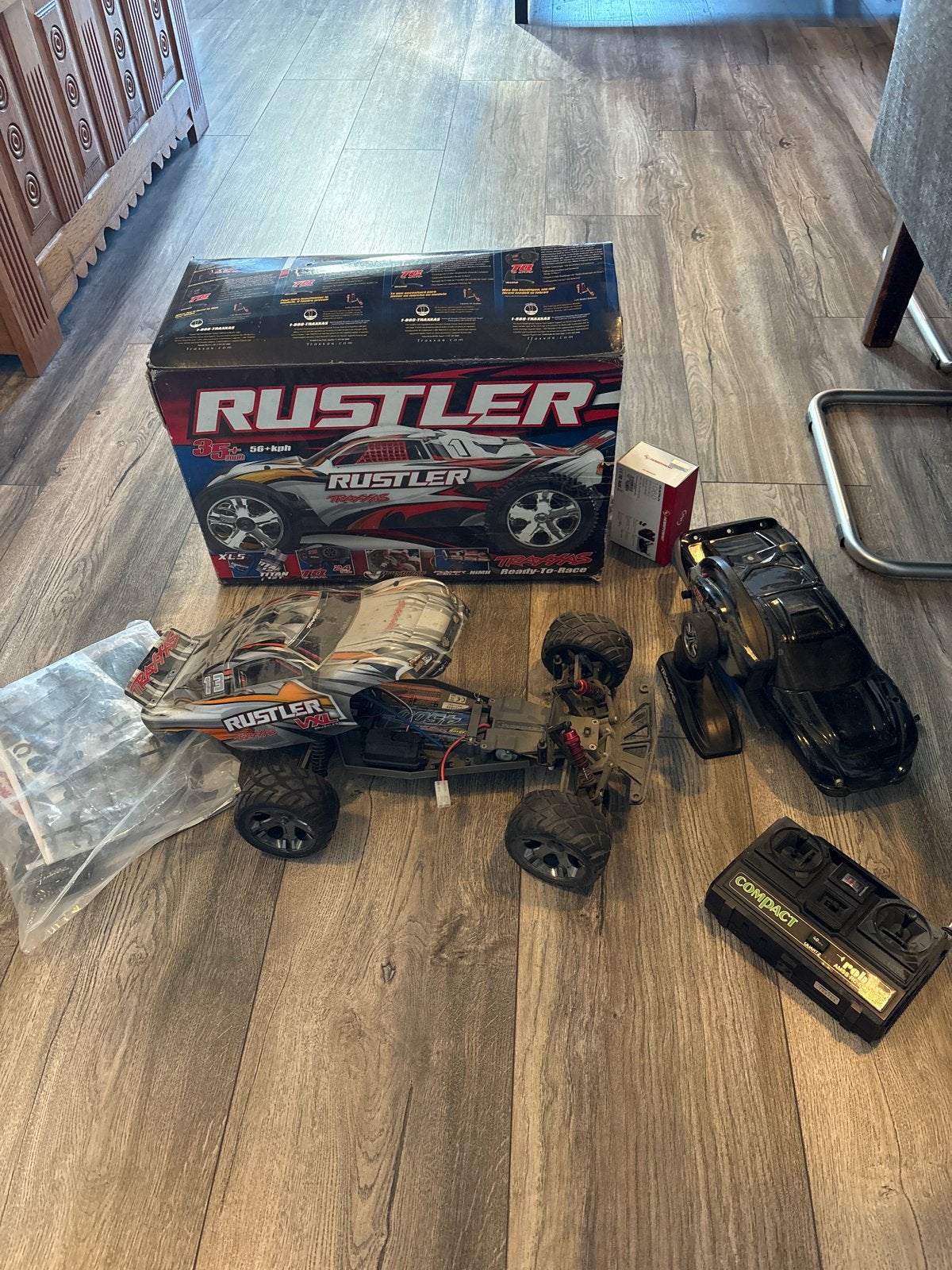 Traxxas Rustler XL-5 RC Auto met Extra's, Hobby en Vrije tijd, Elektro, Gebruikt, Auto offroad, Ophalen of Verzenden