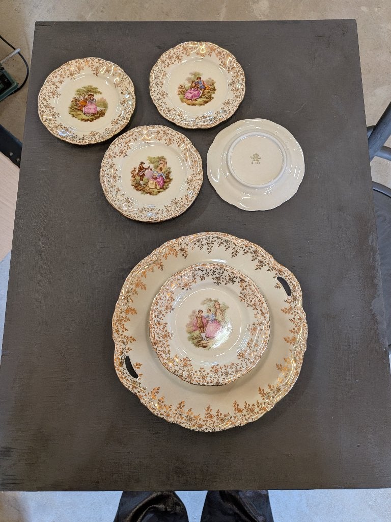 Servies set compleet van vroeger, Ophalen