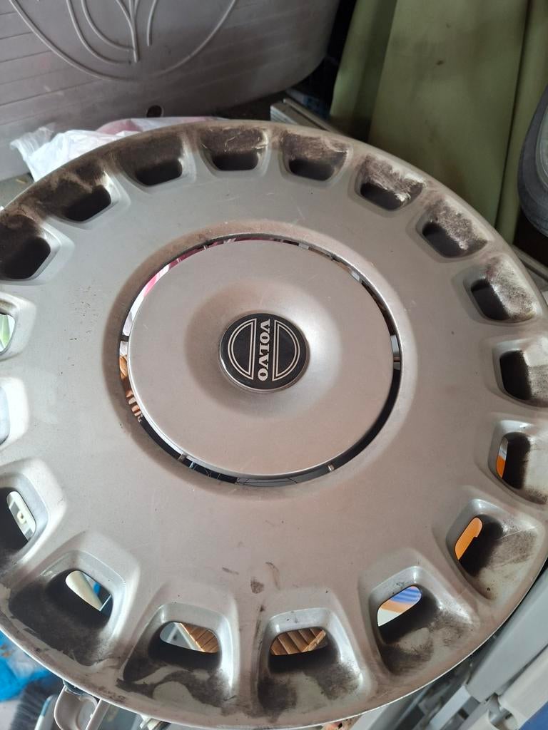 Originele Volvo wieldop 15 inch, Ophalen of Verzenden
