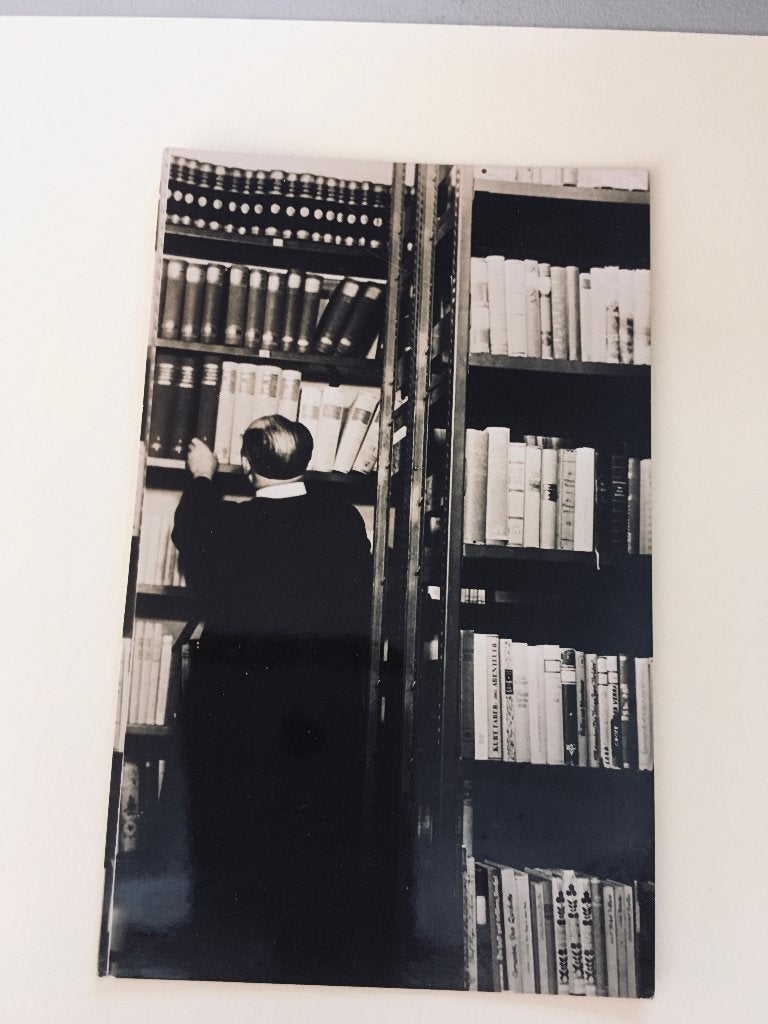 Prentbriefkaart Bibliotheek Fraterhuis De vliert Den Bosch, Ophalen of Verzenden, 1940 tot 1960, Ongelopen
