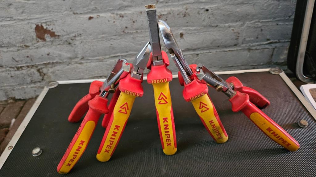 Knipex gereedschapset - diverse tangen, Ophalen of Verzenden, Gebruikt