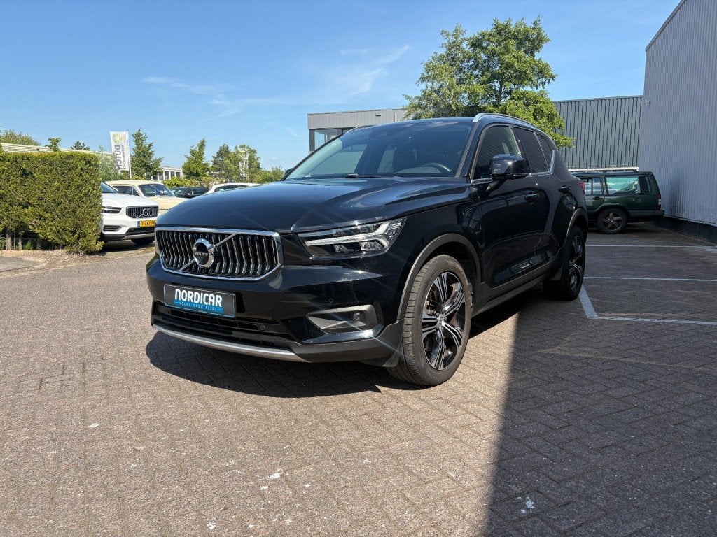 Volvo XC40 1.5 T5 Inscription Expr. 360 camera I 19 inch I A, Auto's, Met garantie (alle), Zwart, Hybride Elektrisch/Benzine, 3 cilinders