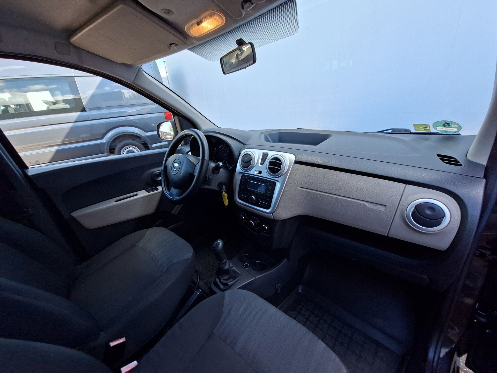 Dacia Lodgy 1.2 TCe Ambiance 5p. Hoge zit Airco Cruise Trekh, Auto's, Voorwielaandrijving, Euro 5, Gebruikt, 116 pk