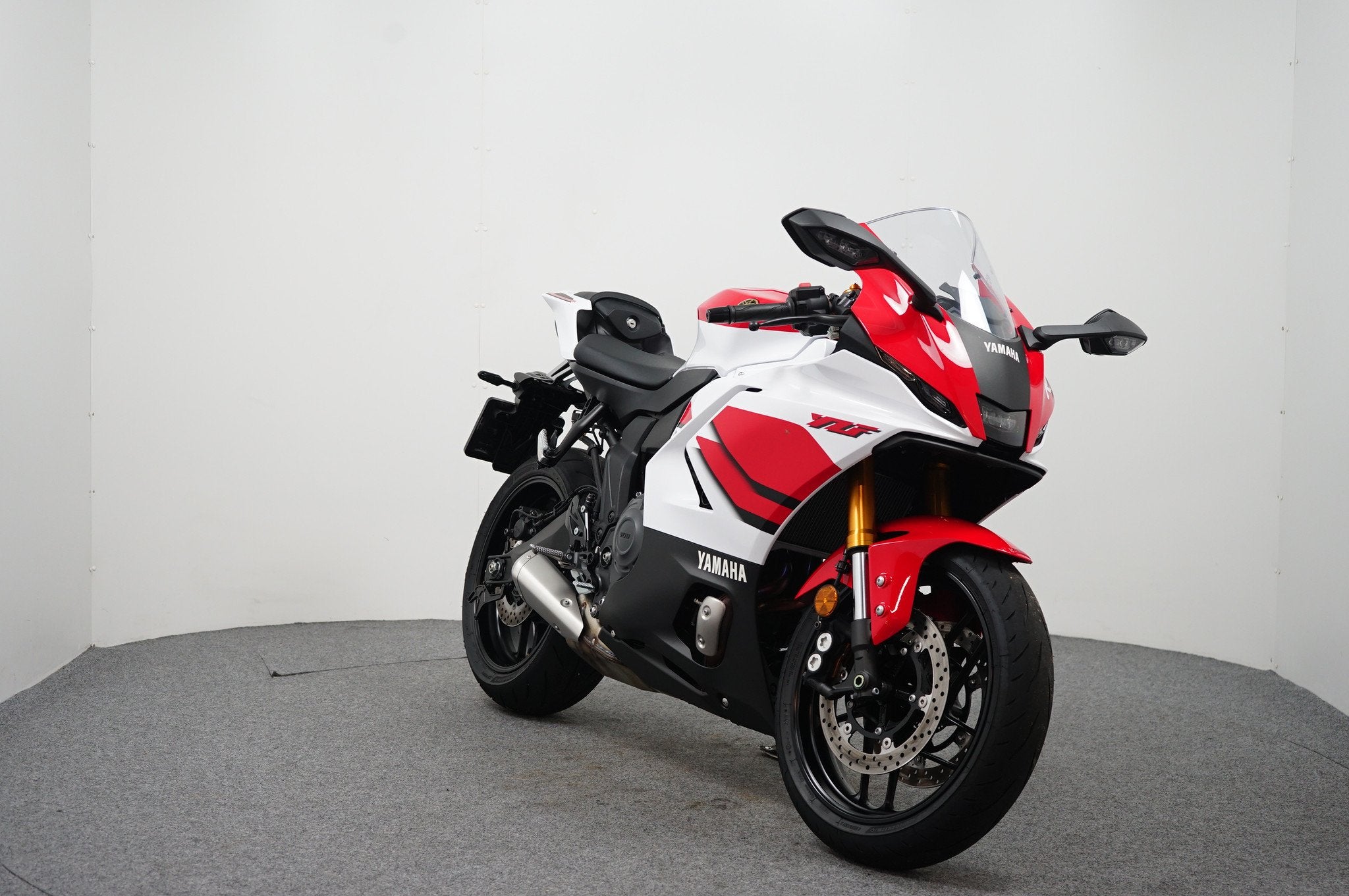 Yamaha YZF-R7 70TH ANNIVERSARY EDITION (bj 2026), Bedrijf, Traction Control, Super Sport, Meer dan 35 kW
