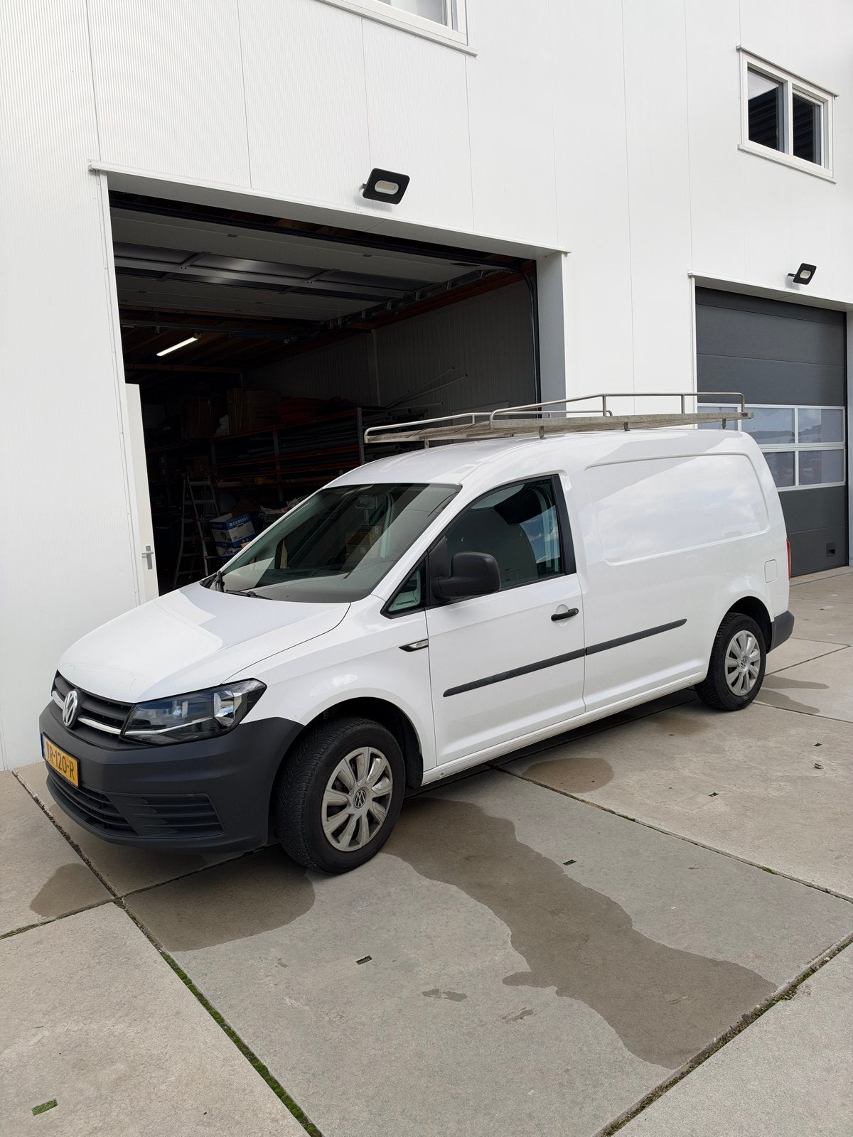 Volkswagen Caddy Maxi 1.6 TDI | 2017, Auto's, 74 pk, Zwart, 4 cilinders, 1462 kg