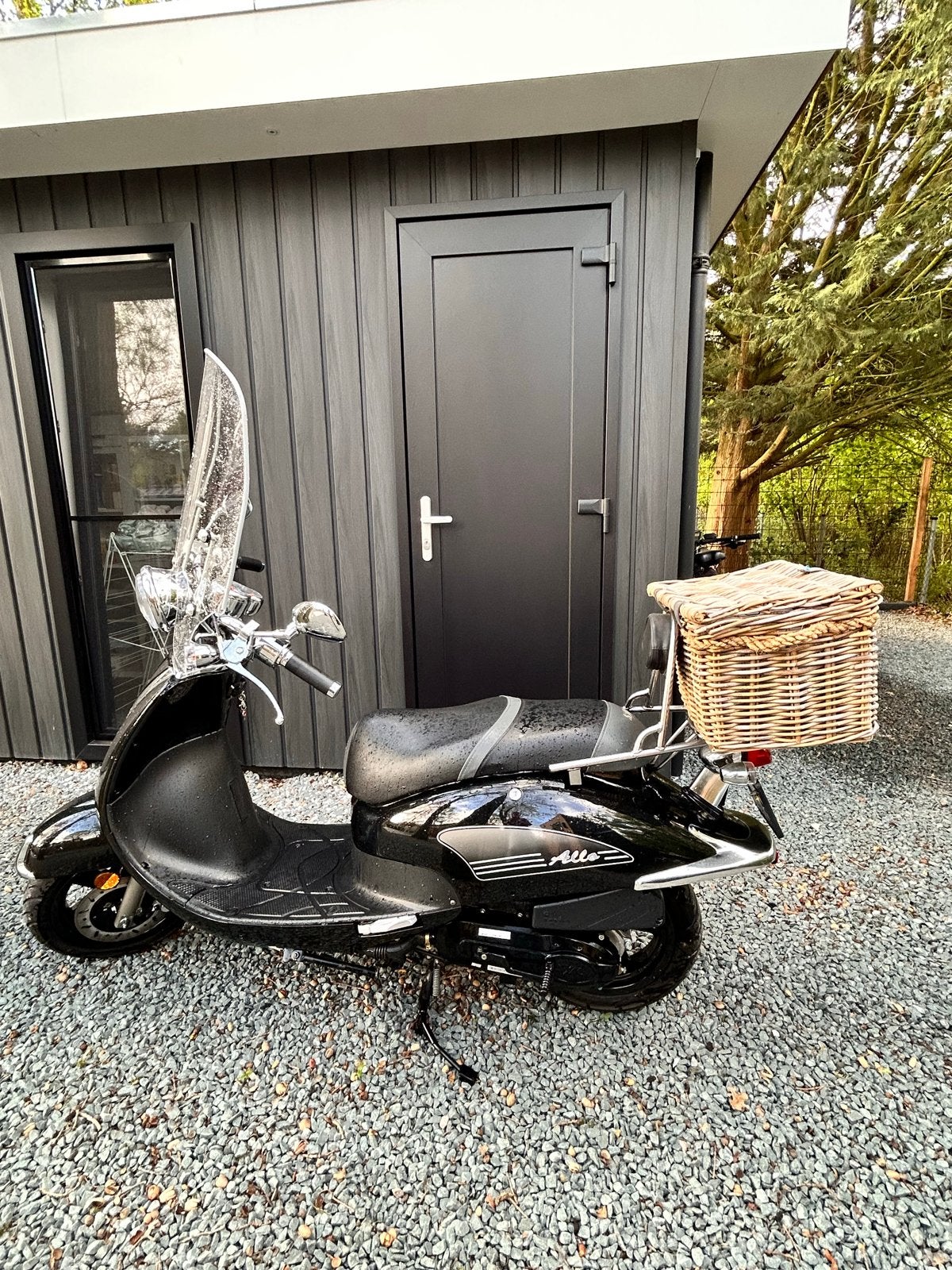 Sym Allo 2021 - zo goed als nieuw, Fietsen en Brommers, Ophalen, SYM, Zo goed als nieuw, Benzine