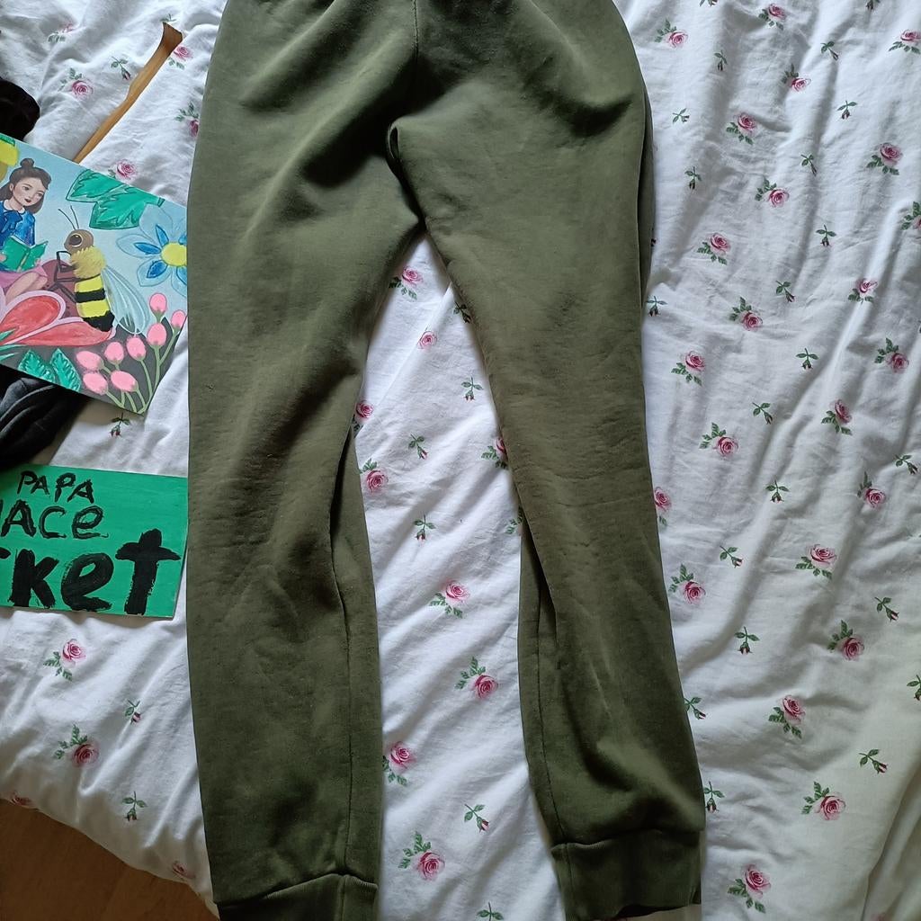 Adidas joggingbroek groen met ritszakken, Maat 38/40 (M), Adidas, Ophalen of Verzenden, Zo goed als nieuw