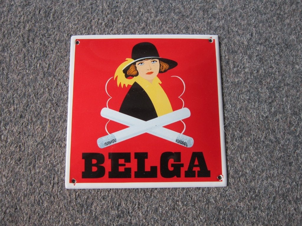 BELGA SIGARETTEN EMAILLE RECLAMEBORD, Ophalen, Zo goed als nieuw, Reclamebord