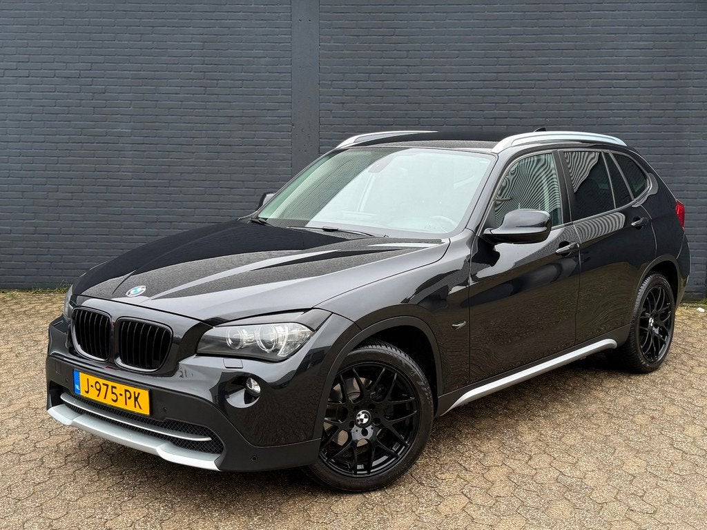 BMW X1 SDrive18i Executive|CARPLAY|LEER|NAVI|CAMERA|CLIMA|PD, Auto's, BMW, Euro 5, Achterwielaandrijving, Automatische klimaatregeling