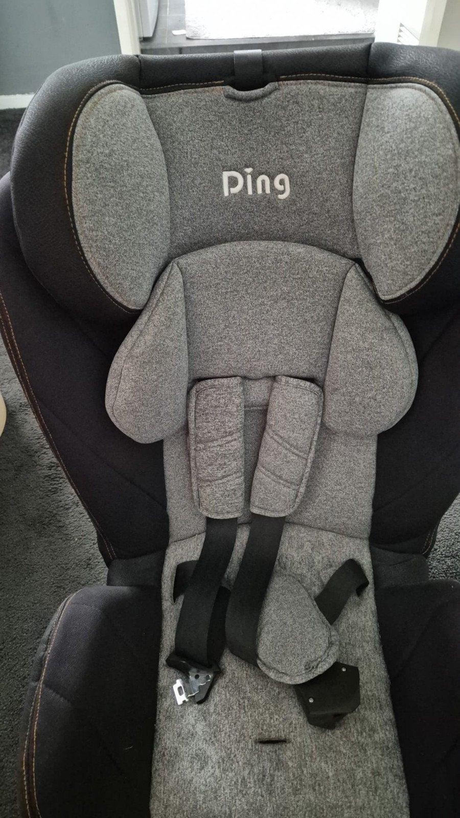 Autostoel - Zeer nette staat, weinig gebruikt, Kinderen en Baby's, Autostoeltjes, Autogordel, Verstelbare rugleuning, Zo goed als nieuw