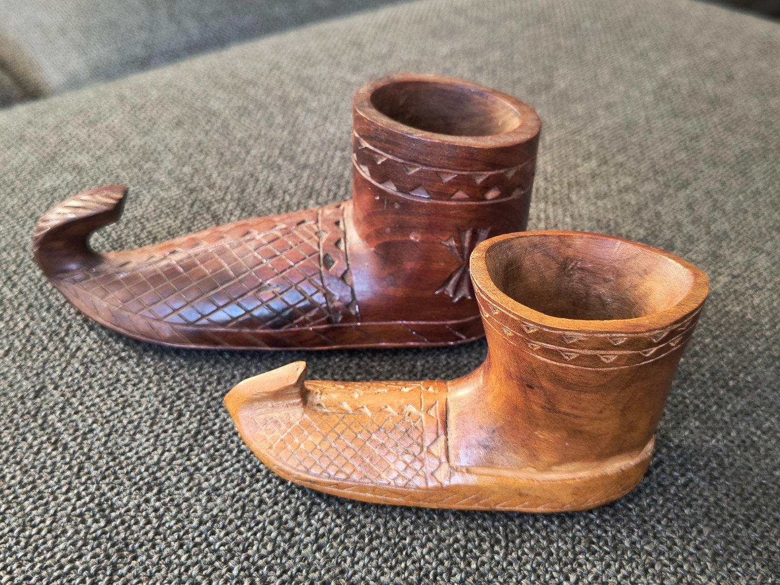 Miniatuur houten schoentjes, Balkan volkskunst, Ophalen