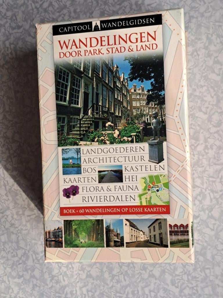 Capitool wandelgidsen box, Ophalen of Verzenden, Kwartet(ten)