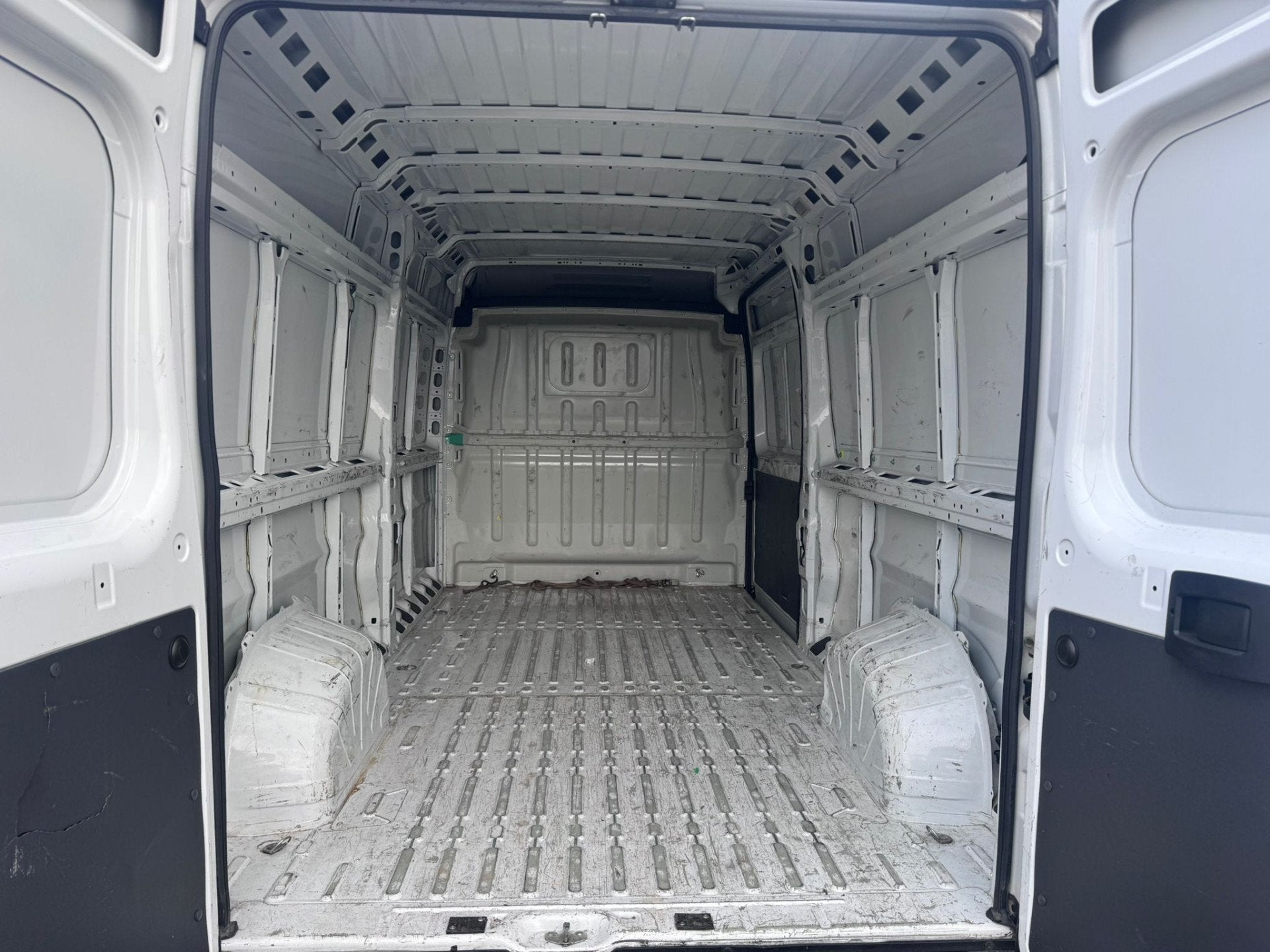 Opel Movano 2.2D 165 Zwaar L3H2 Edition, Gebruikt, 4 cilinders, Wit, Bedrijf