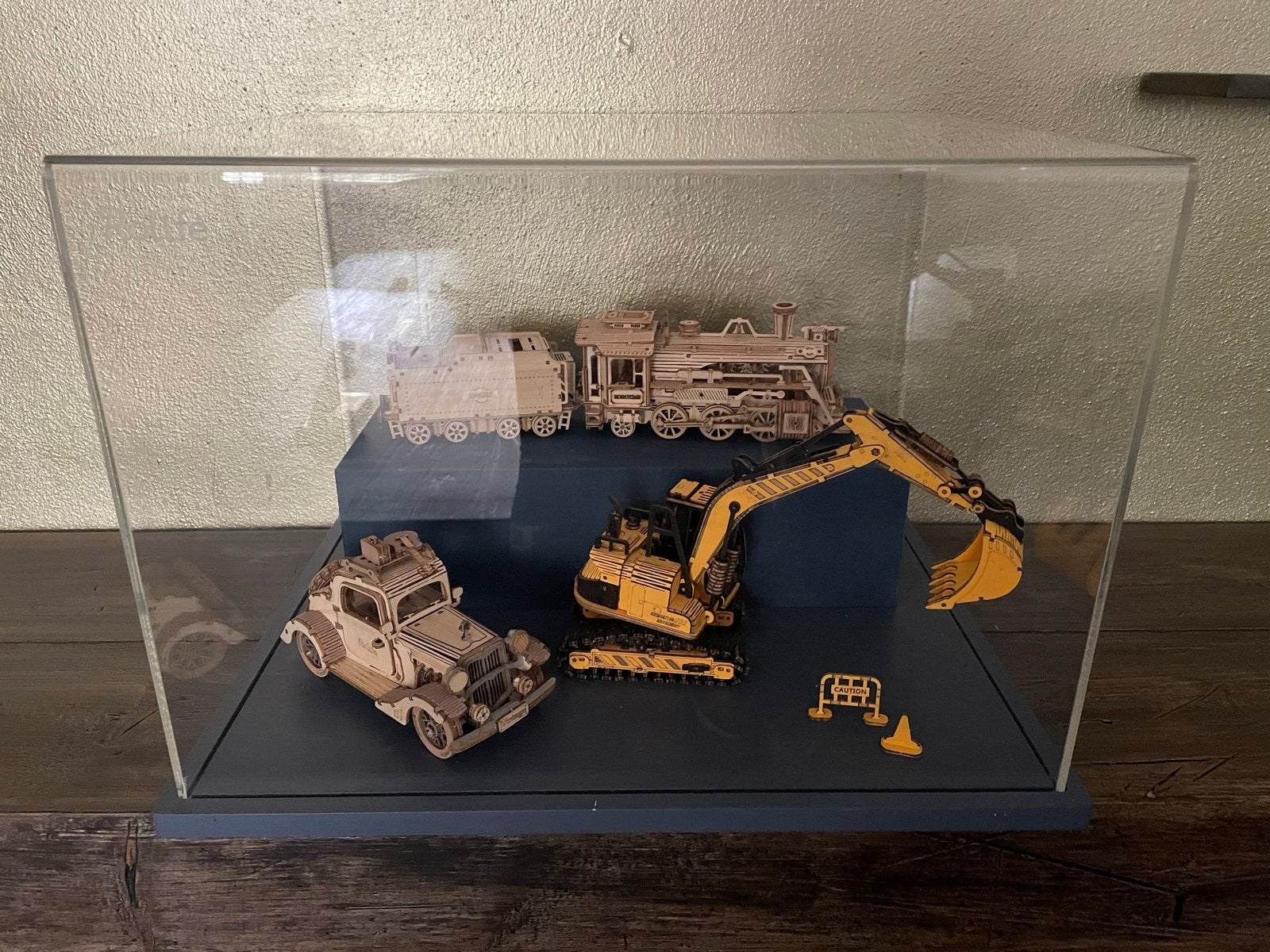 Rolife Display Case/Dust cover met 3 Miniaturen, Ophalen of Verzenden, Zo goed als nieuw, Overige typen, Overige merken