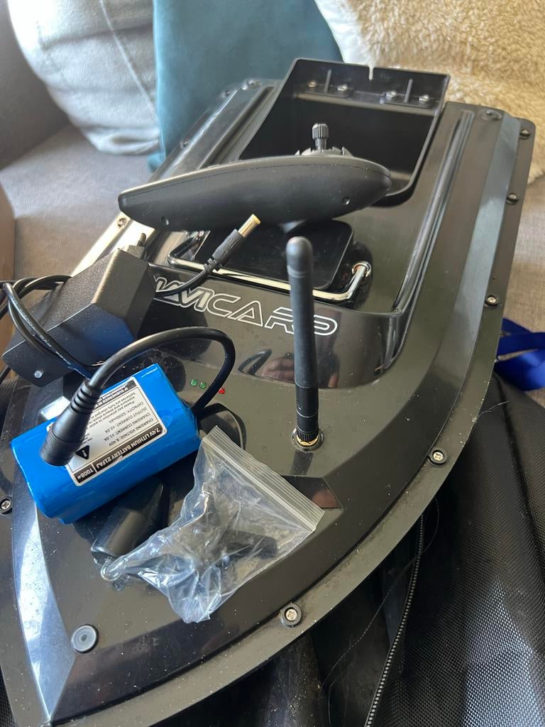 Navi Carp Trooper Voerboot - Zo goed als nieuw, Watersport en Boten, Ophalen of Verzenden, Zo goed als nieuw