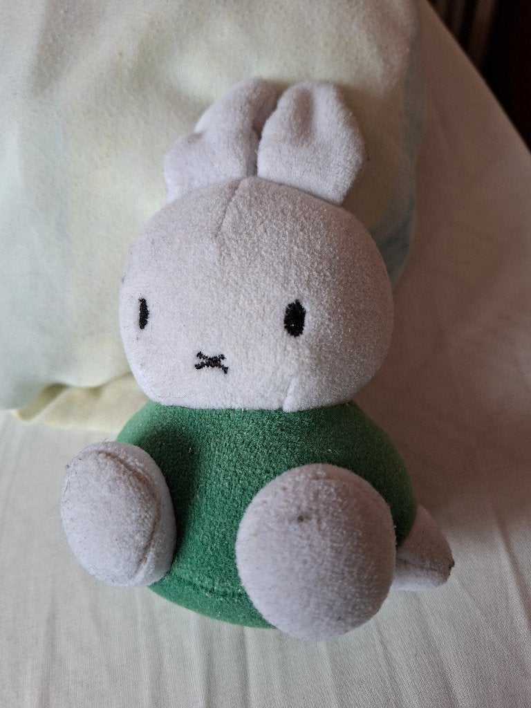 knuffeltje Nijntje met geluid, Ophalen of Verzenden, Konijn