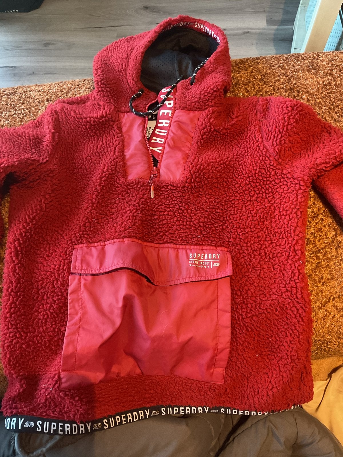 Superdry Storm Jacket - Rode teddy jas, Kleding | Dames, Jassen | Zomer, Ophalen of Verzenden, Gedragen, Rood