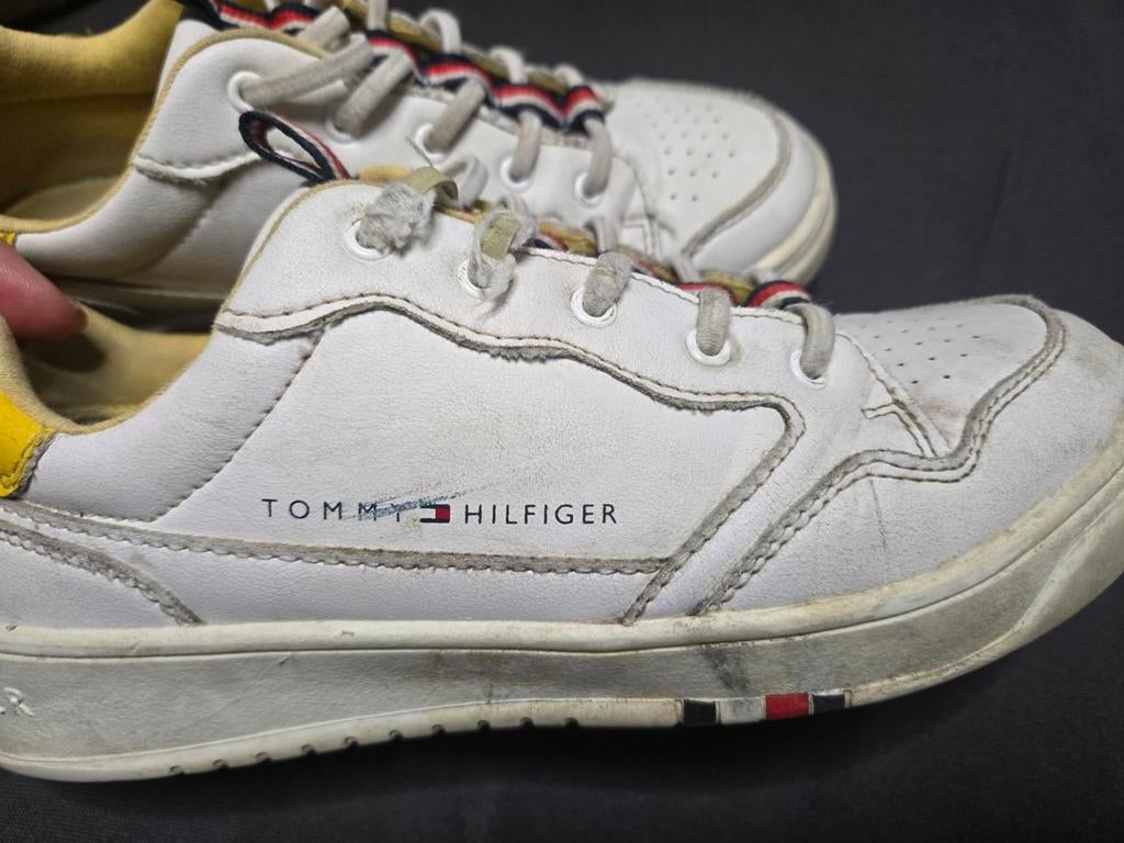 Maat 35 Toffe Sneakers Tommy, Gebruikt, Schoenen, Ophalen of Verzenden, Tommy Hilfiger