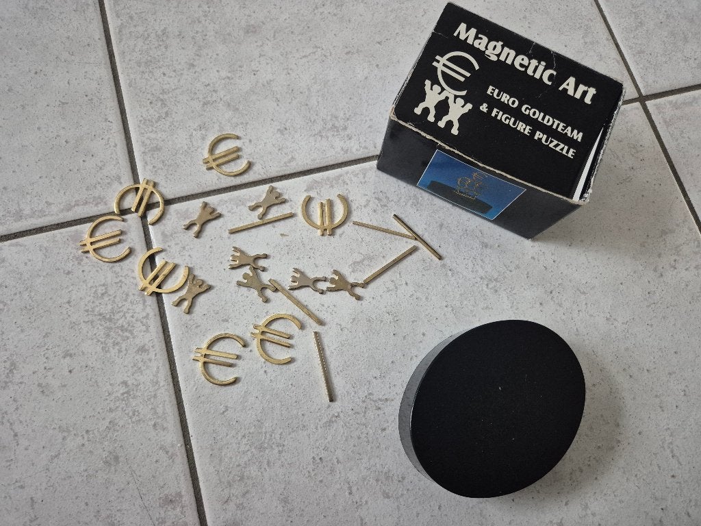 Magnetic art – euro goldteam figure puzzle, Ophalen of Verzenden, Zo goed als nieuw