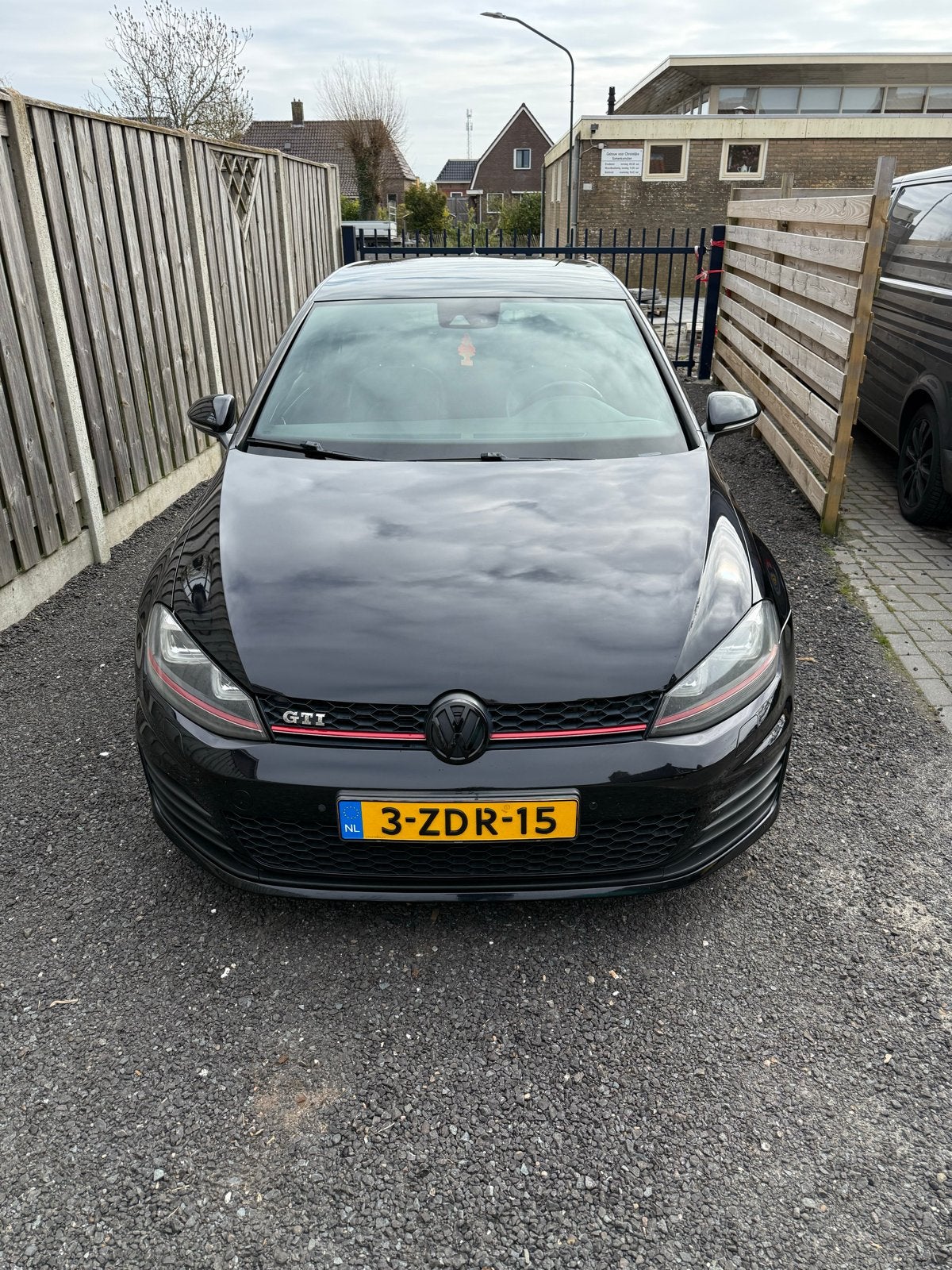 Volkswagen Golf 2.0 TSI 169KW 3D DSG 2013 Zwart, 4 cilinders, Zwart, Leder, Elektronische parkeerrem