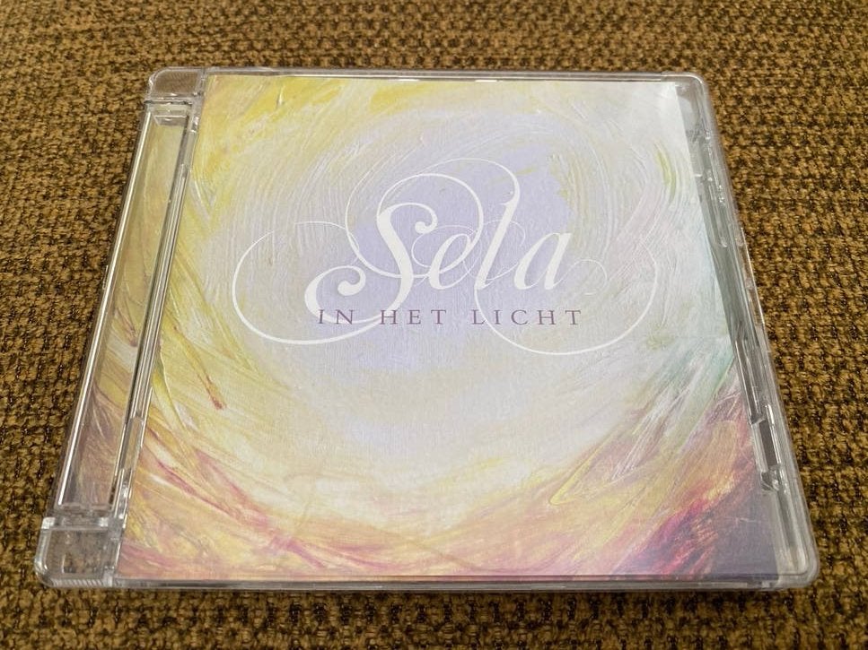 Sela - In Het Licht cd, Cd's en Dvd's, Cd's | Religie en Gospel, Ophalen of Verzenden, Zo goed als nieuw, Inclusief boekje, Christelijke pop