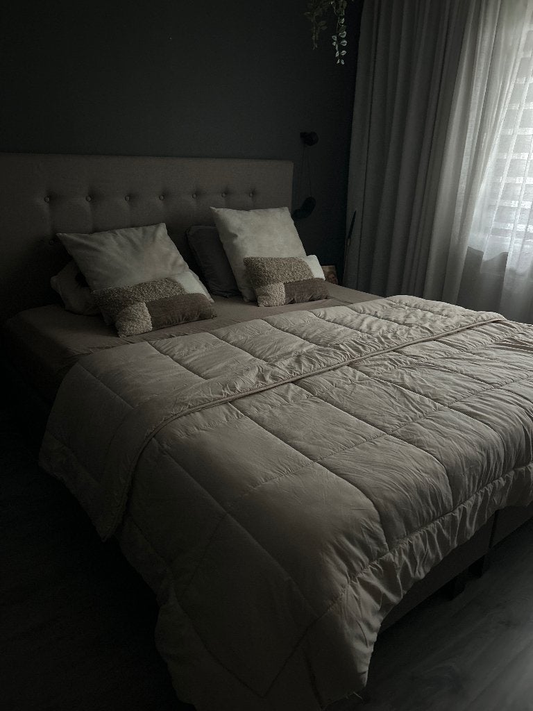 Gestoffeerd boxspring met hoofdbord, Ophalen, Gebruikt, Bruin, Tweepersoons