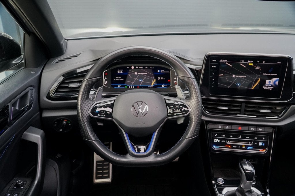 Volkswagen T-Roc 2.0 TSI 4Motion R 301PK AKRA|PANO|BEATS, Auto's, Volkswagen, Gebruikt, 4 cilinders, 1984 cc, Leder