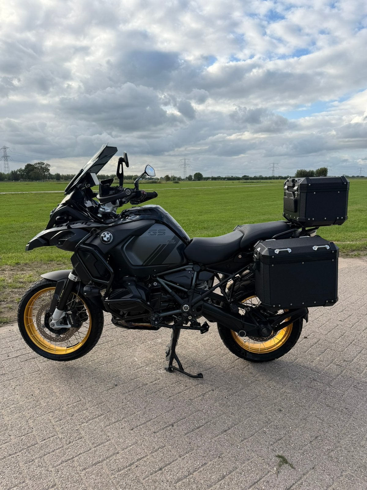 BMW R 1250 GS Adventure Triple Black, 2 cilinders, Motorrijbewijs A, Particulier, Meer dan 35 kW