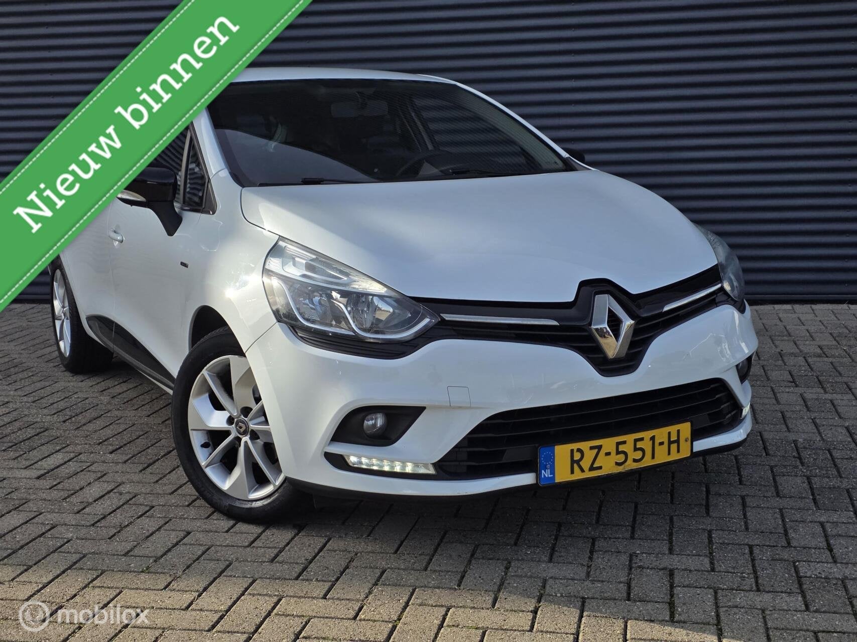Renault Clio 0.9 TCe Limited, Auto's, Voorwielaandrijving, 898 cc, Gebruikt, Met garantie (alle)