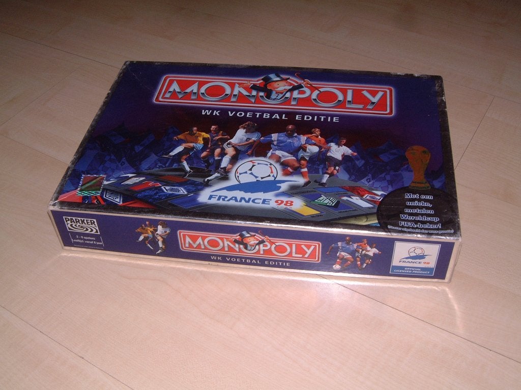 Monopoly 1997 WK Voetbal Editie France 98, Vijf spelers of meer, Ophalen of Verzenden, Gebruikt, Parker