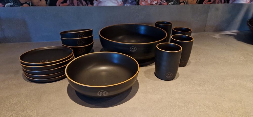 Zusss servies  14-delig, Huis en Inrichting, Keuken | Servies, Ophalen of Verzenden, Porselein, Overige stijlen