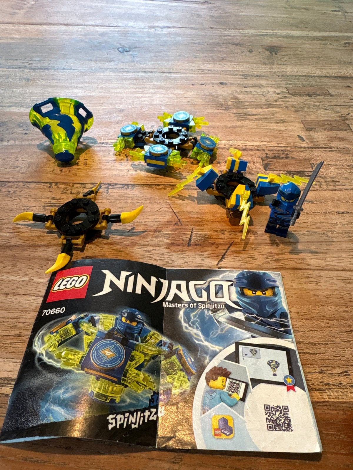 Lego Ninjago Spinjitzu Jay 70660 met minifiguur, Kinderen en Baby's, Lego, Ophalen of Verzenden, Zo goed als nieuw, Compleet