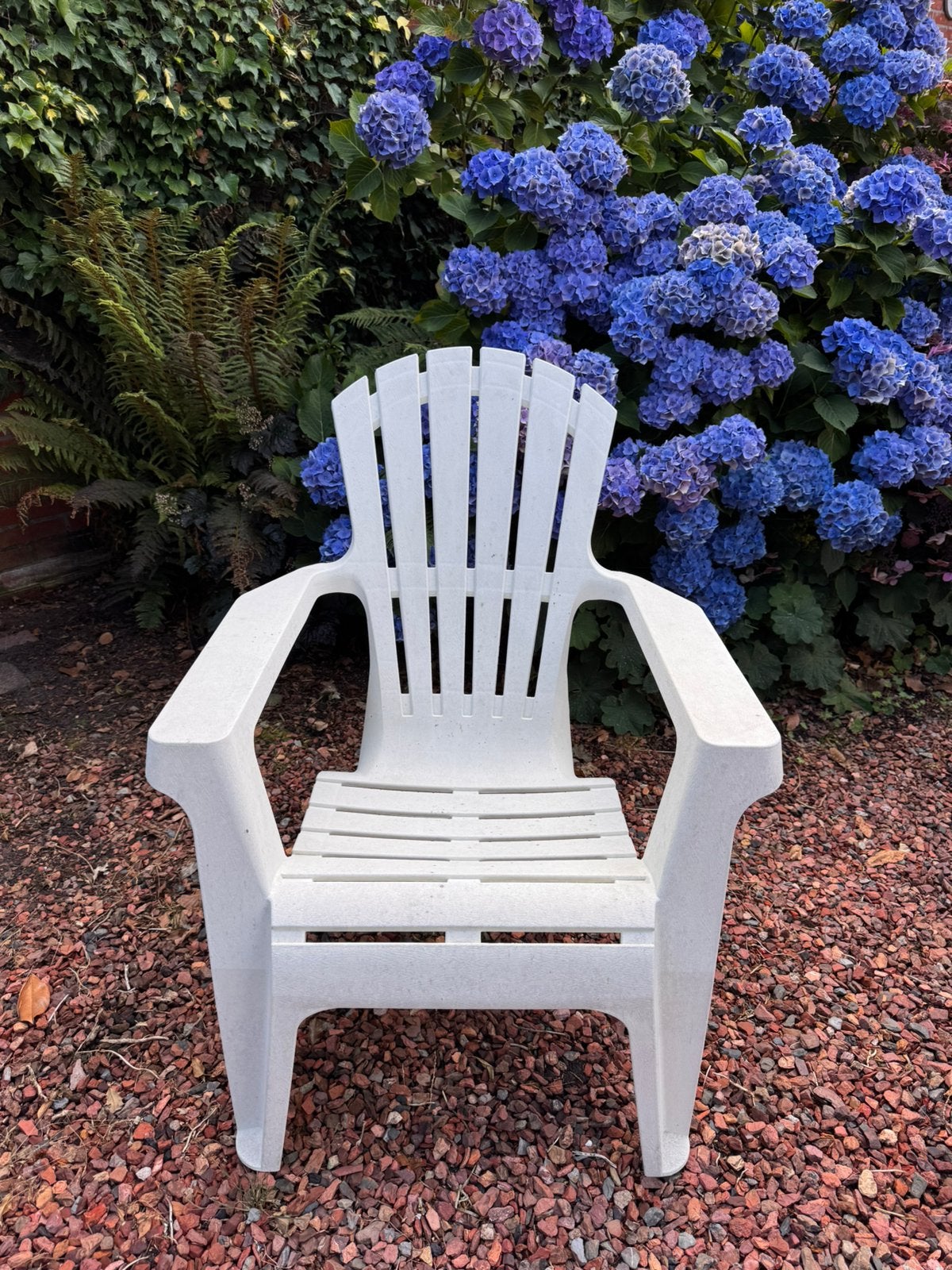 Kunststof loungestoel wit, model deckchair, Ophalen, Zo goed als nieuw, Kunststof