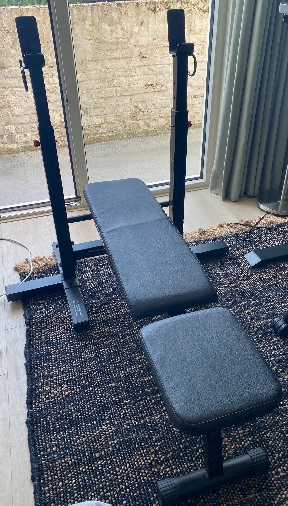 Opklapbare en kantelbare halterbank voor spiertraining, Sport en Fitness, Fitnessmaterialen, Ophalen, Zo goed als nieuw, Benen