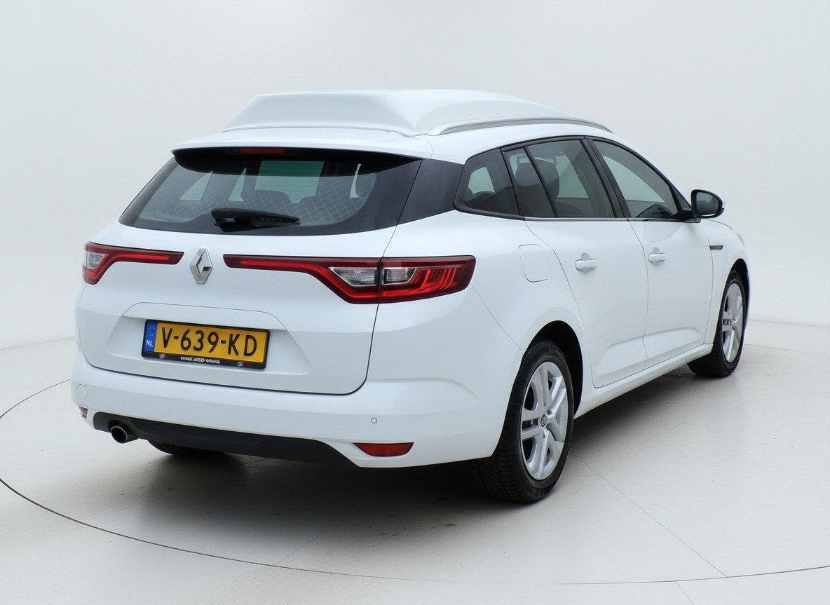 Renault Mégane 1.5 dCi Expression S&S|Nav|Cruise|PDC|Clima, Voorwielaandrijving, Parkeersensor, Gebruikt, 4 cilinders