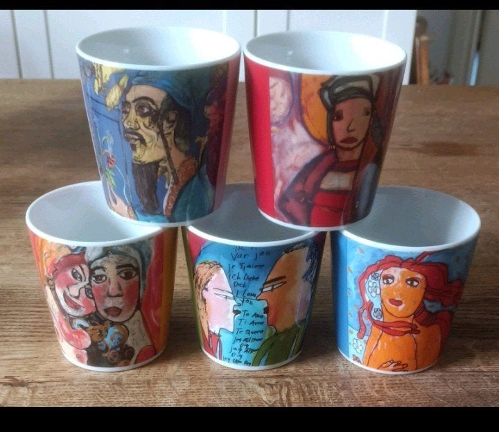 5 Nederlandse kunst mokken atelier Amerpoort, Ophalen of Verzenden, Zo goed als nieuw, Overige stijlen, Kop(pen) en/of Schotel(s)