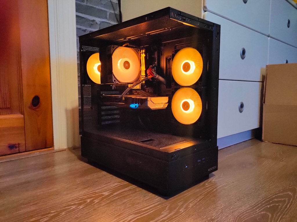 Gaming PC | RX 9060 XT | Ryzen 5 5600GT | 16Gb 3200Mhz, Ophalen of Verzenden, Zo goed als nieuw, Gaming, SSD
