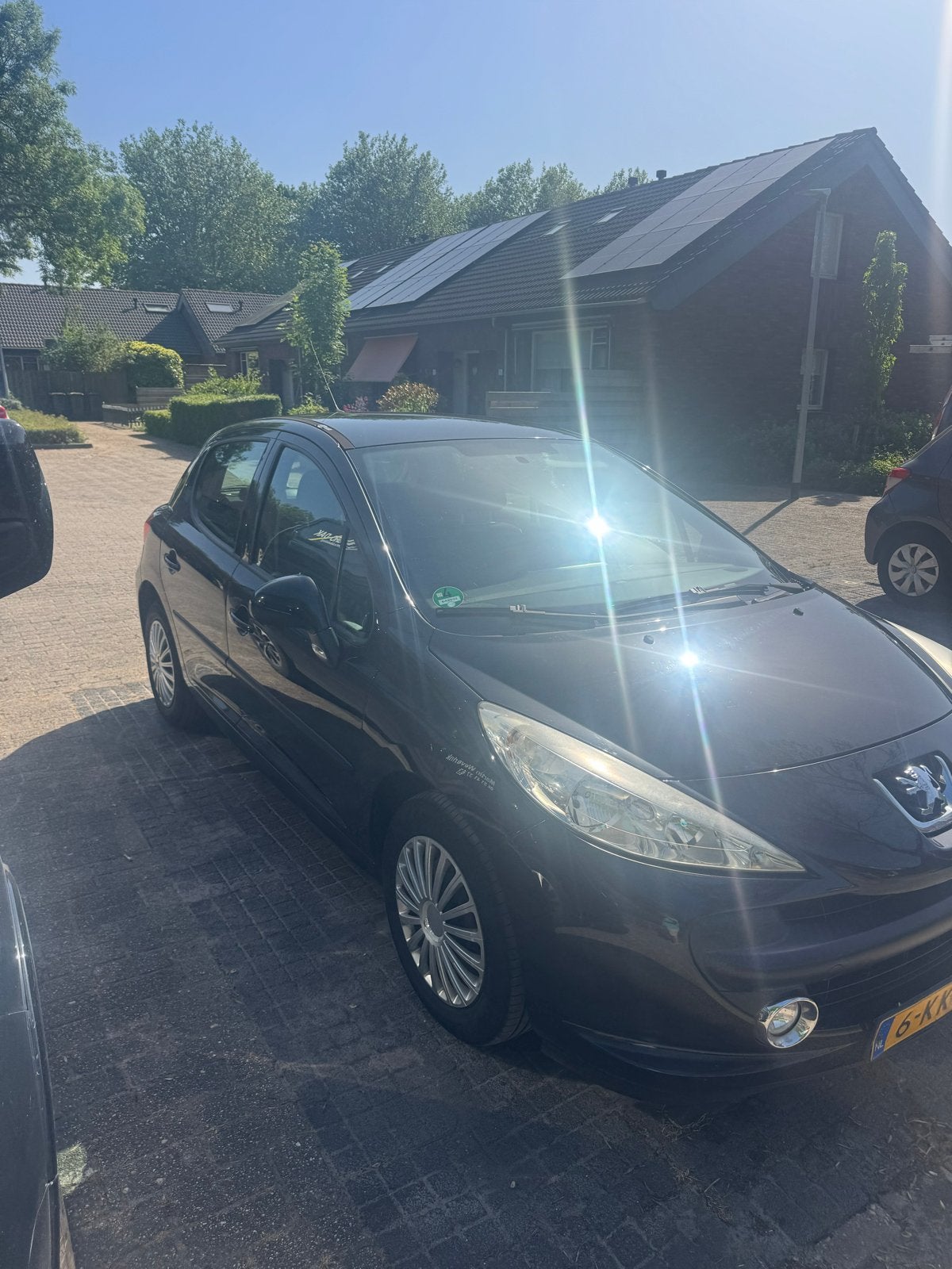 Peugeot 207 1.4 VTI 16V 5DRS 2009 Zwart, Auto's, Voorwielaandrijving, 1145 kg, Zwart, Handgeschakeld
