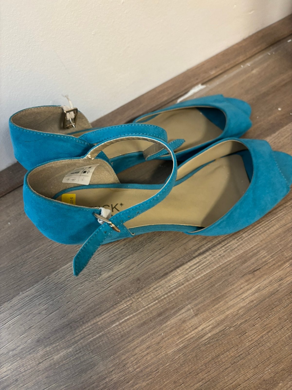 Nieuwe sleehakken maat 40, Kleding | Dames, Schoenen, Ophalen of Verzenden, Zo goed als nieuw, Blauw, Sandalen of Muiltjes
