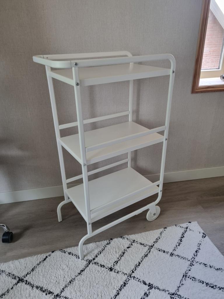 Trolley wit Ikea Sunnersta, Ophalen, Zo goed als nieuw