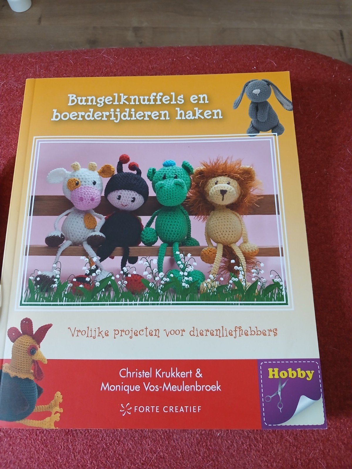 Bungelknuffels en boerderijdieren haken - Hobbyboek, Breien en Haken, Christel Krukkert & Monique Vos-Meulenbroek, Ophalen of Verzenden