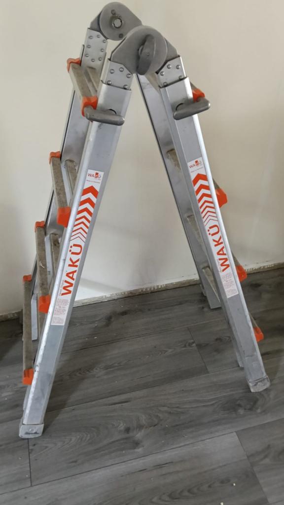 WAKÜ Opvouwbare Aluminium Trap/Ladder, Doe-het-zelf en Verbouw, Ladders en Trappen, Ophalen, Gebruikt, Trap, Opvouwbaar of Inschuifbaar