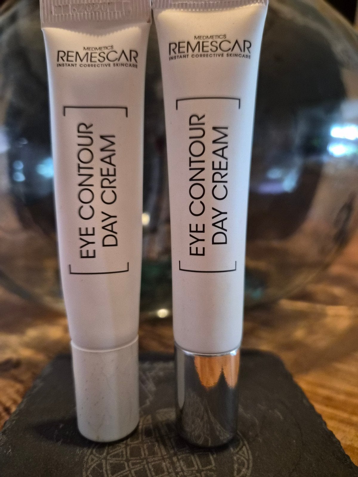 Remescar Eye Contour Day Cream (2 tubes), Sieraden, Tassen en Uiterlijk, Uiterlijk | Gezichtsverzorging, Ophalen of Verzenden