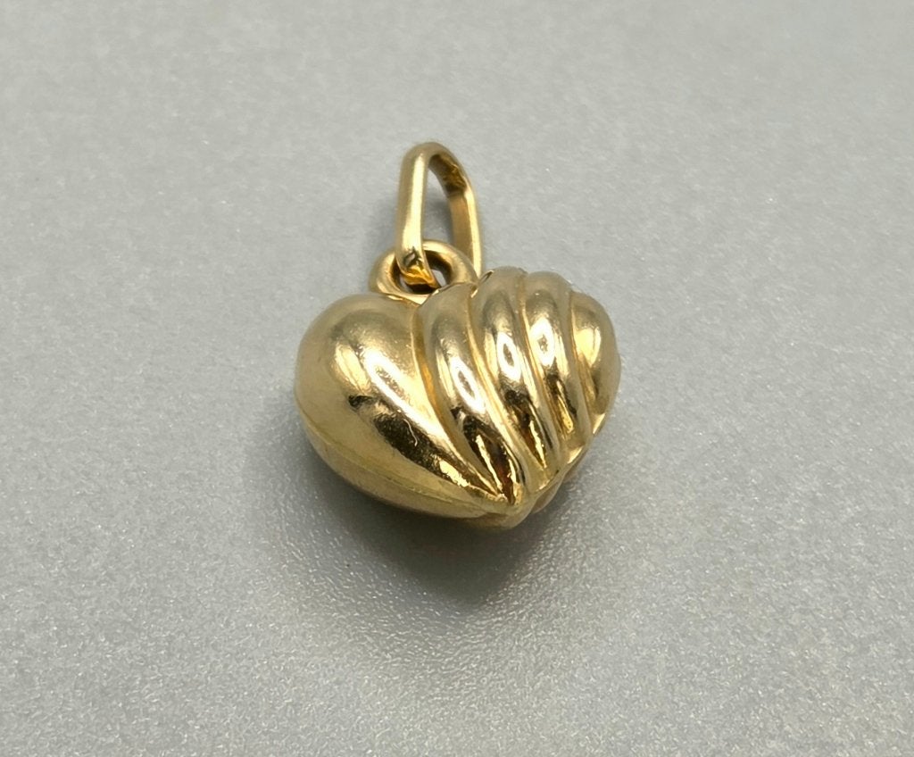 Vintage gouden hartje. 2026/630, ., Ophalen of Verzenden, Zo goed als nieuw, .